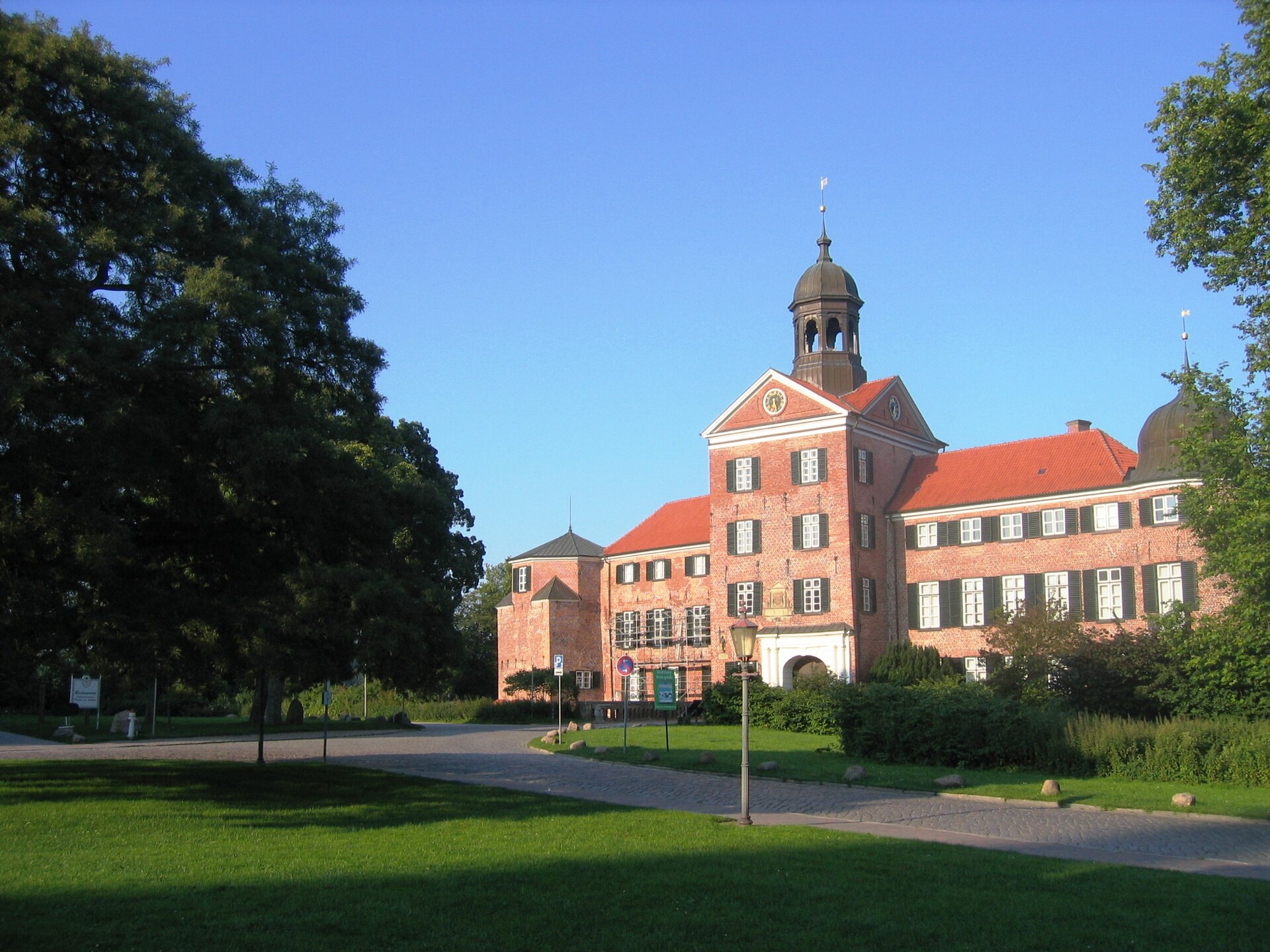 Meets future Peter III at Eutin