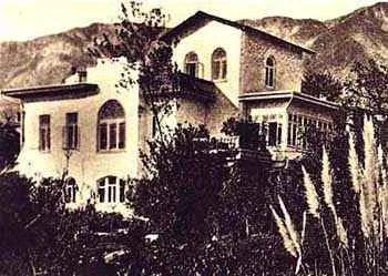 Residence at the White Dacha