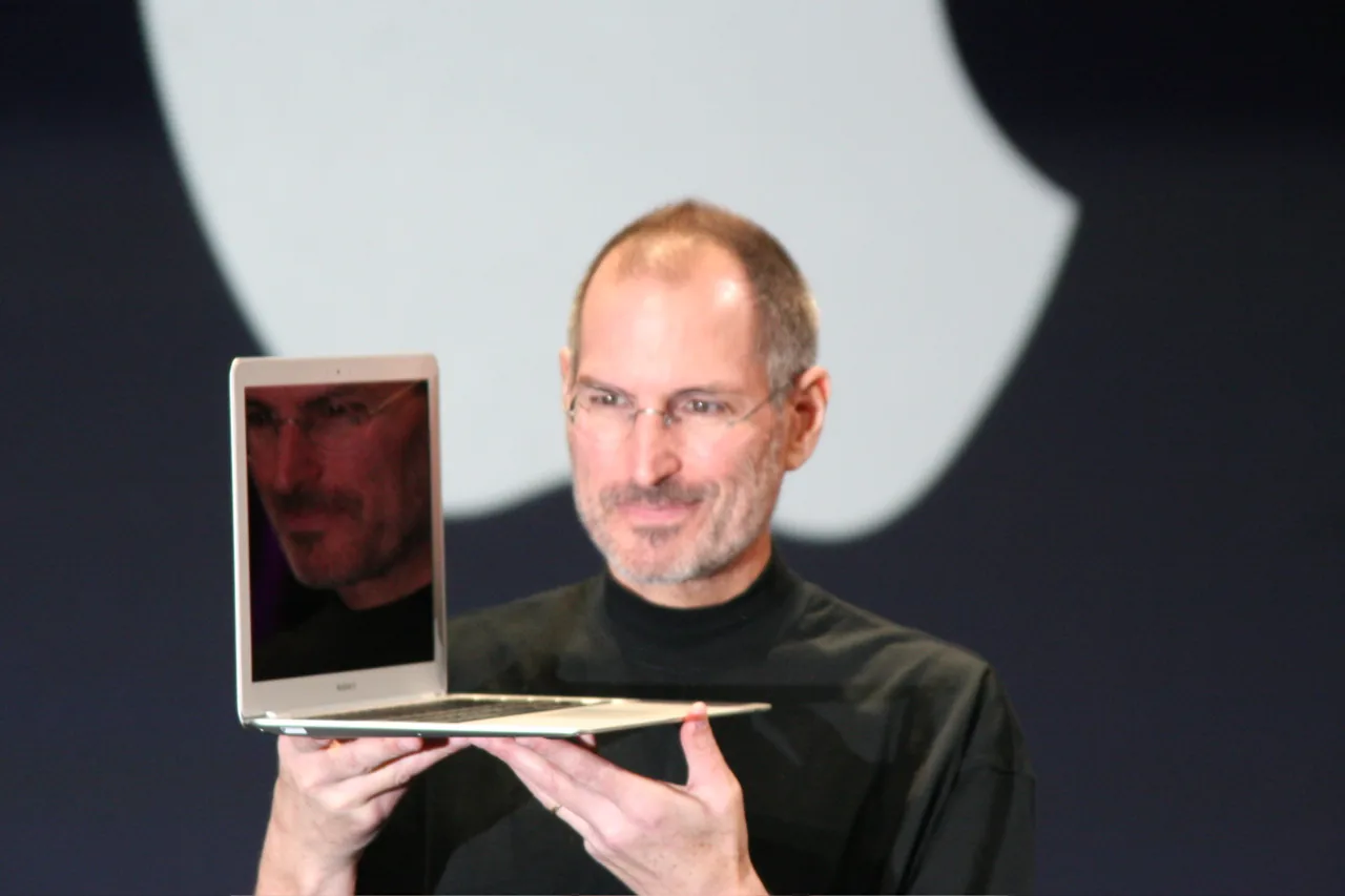 MacBook Air introduction