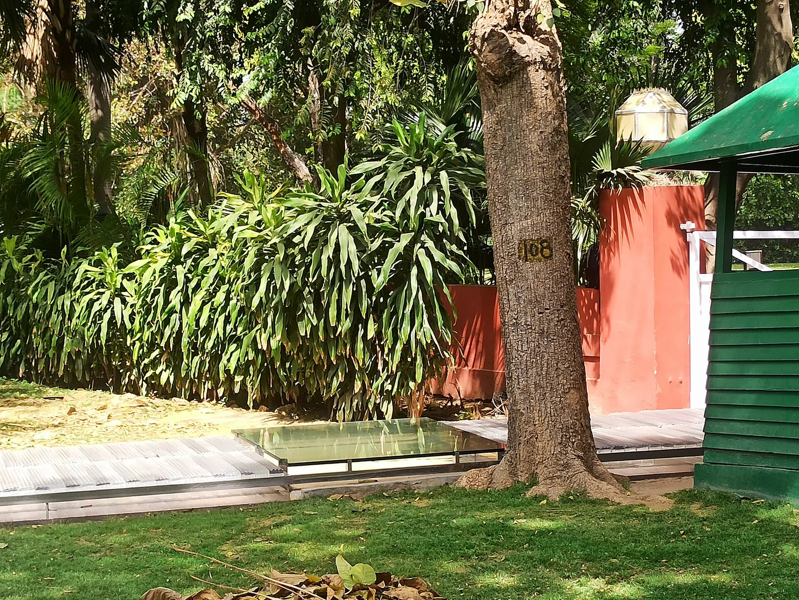 Assassination at prime-ministerial residence