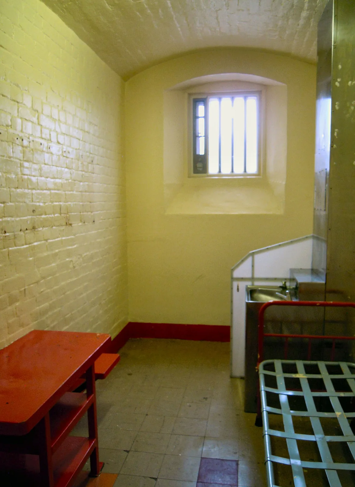 Transfer to Reading Gaol