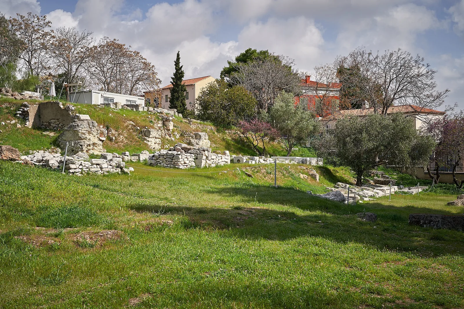 Mourning appearance at the City Dionysia proagon