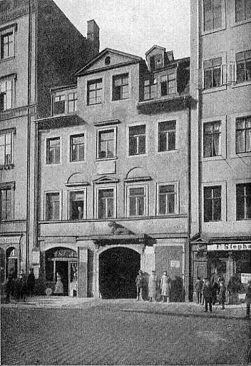 Birth at the Brühl