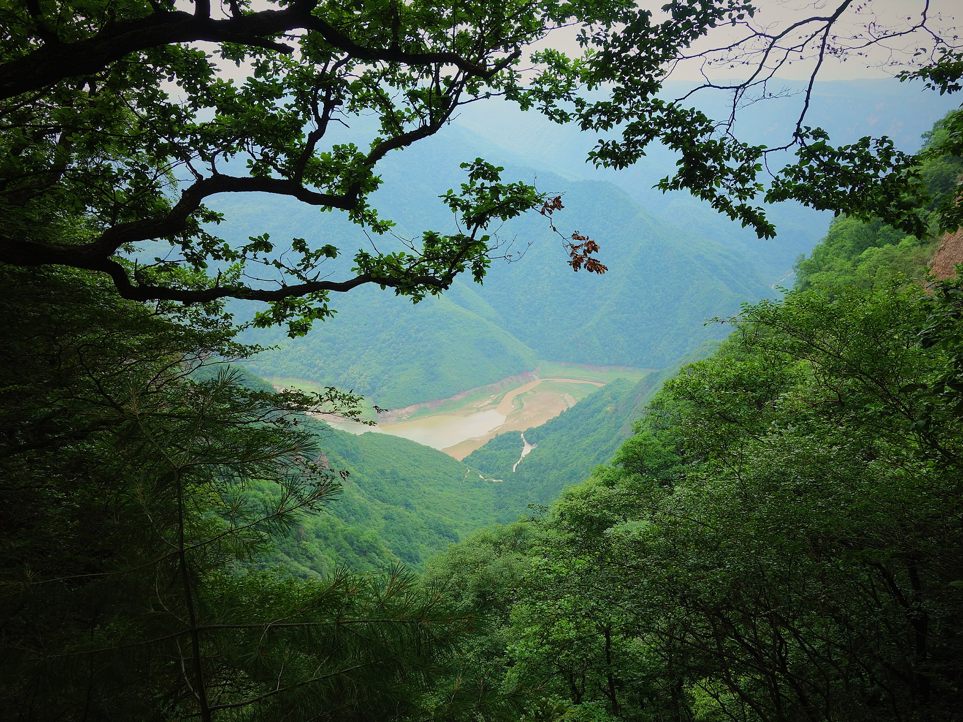 Reaches Jitou Mountain