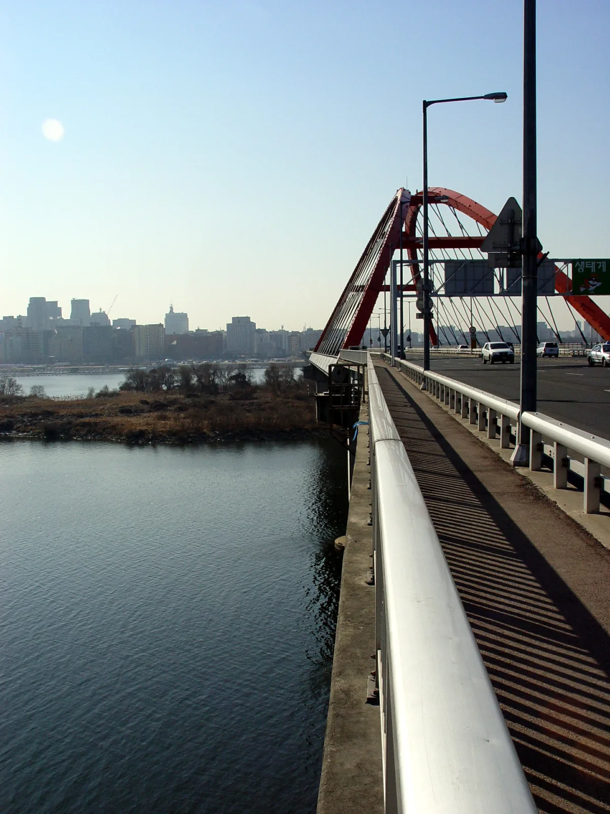 Body found at Seogang Bridge