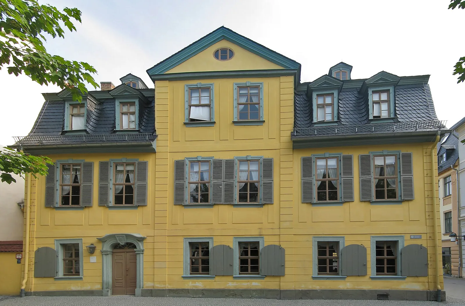 Final move to Weimar