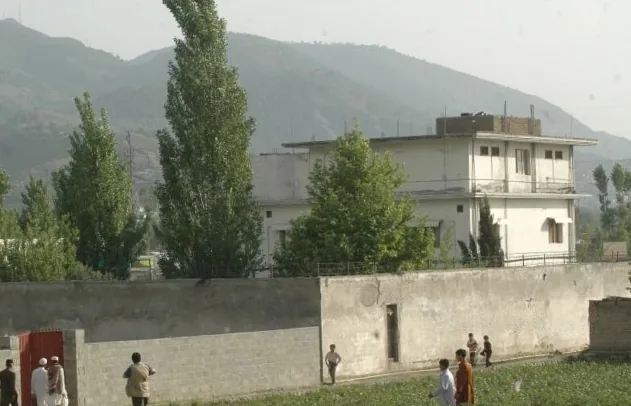 Move into Abbottabad compound