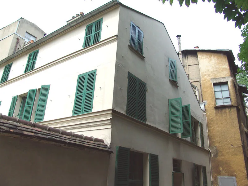 Passy residence