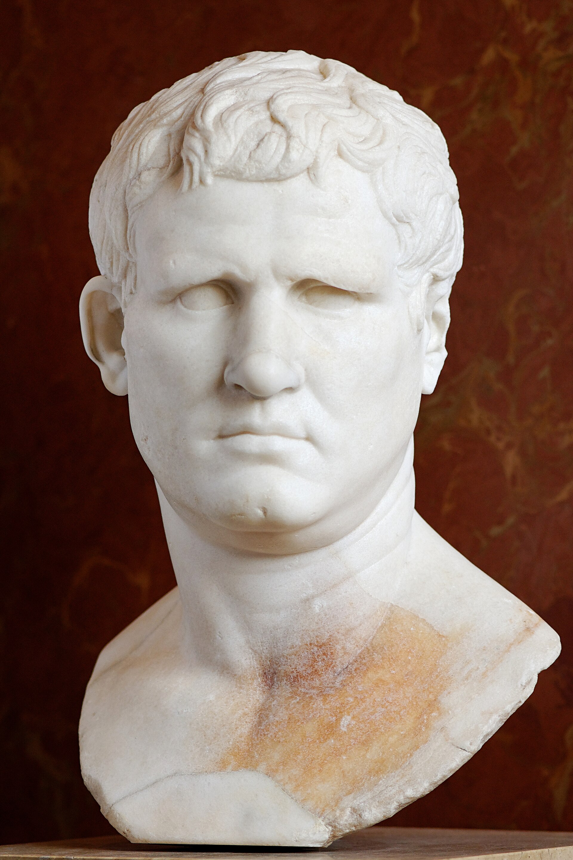 Encamps near Actium