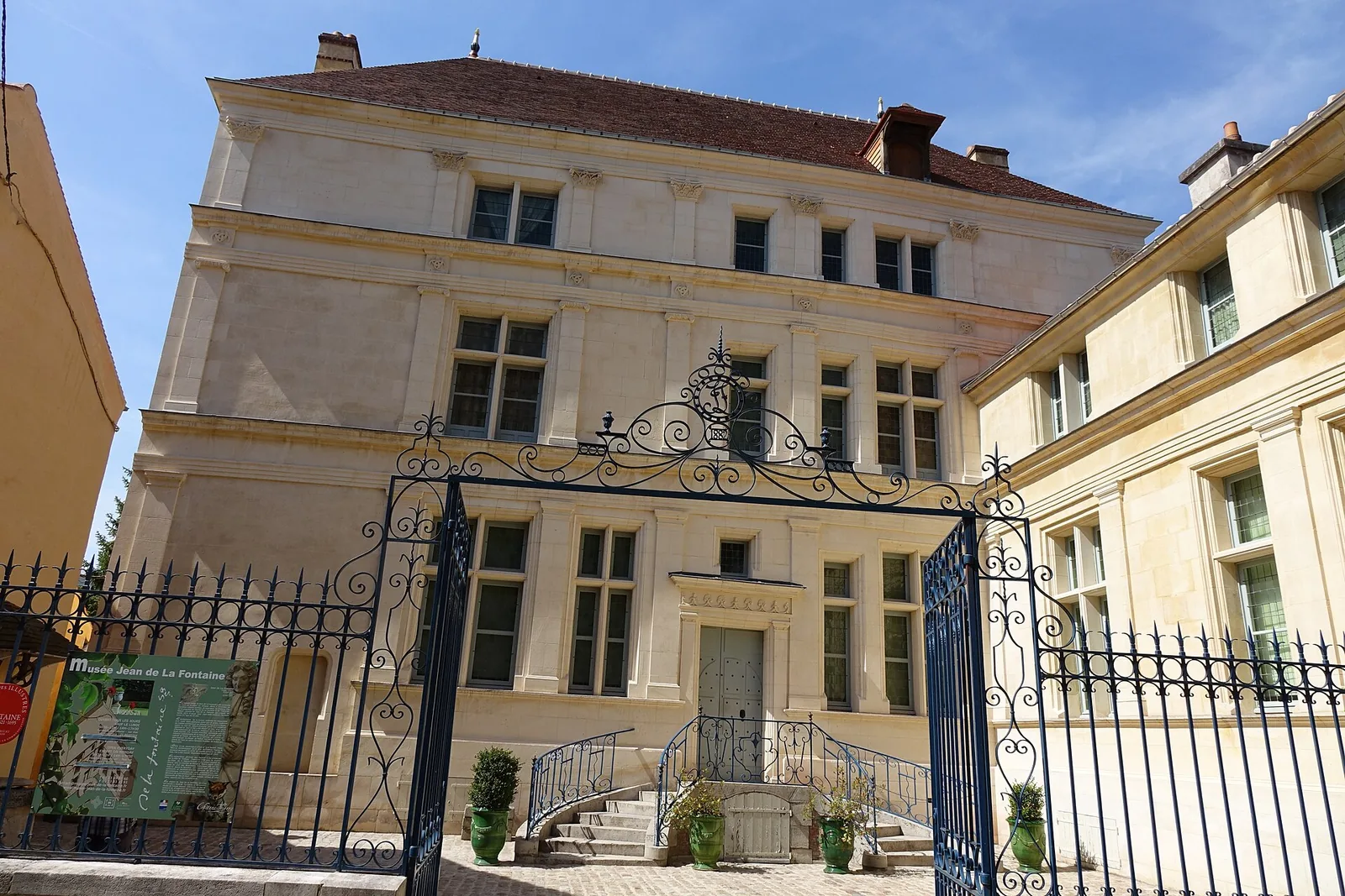 Birth at Château-Thierry