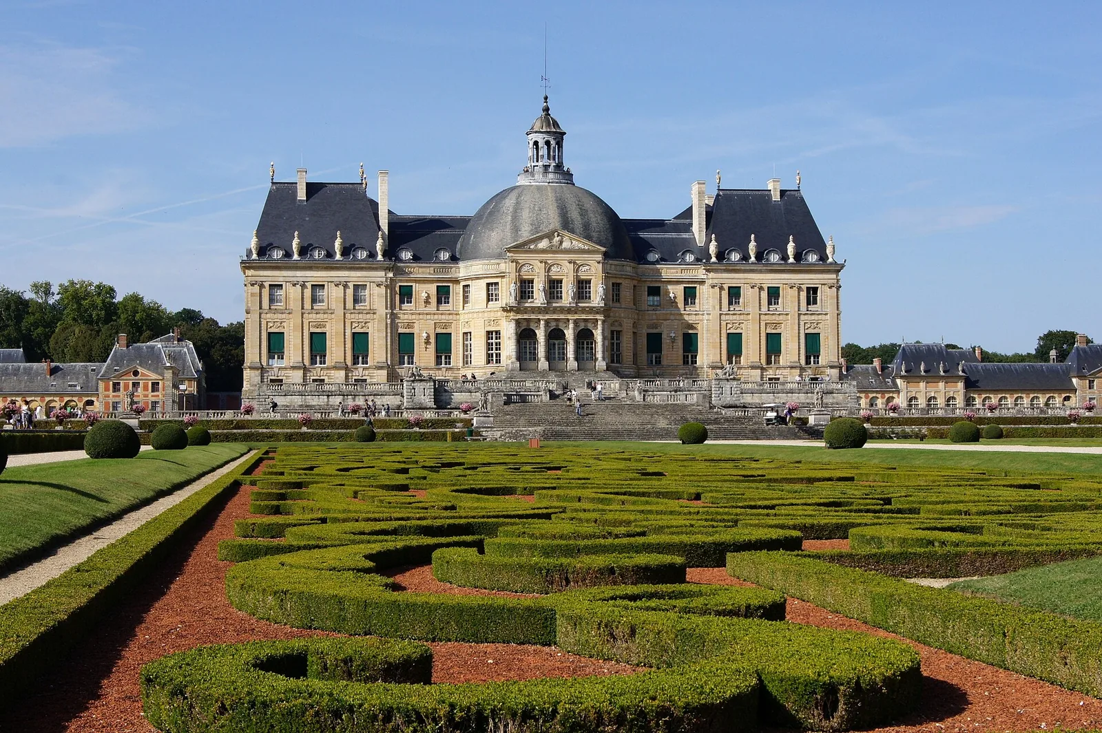 Fête de Vaux and first performance of Les Fâcheux