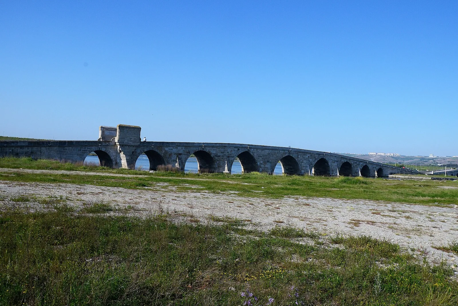Büyükçekmece Bridge construction