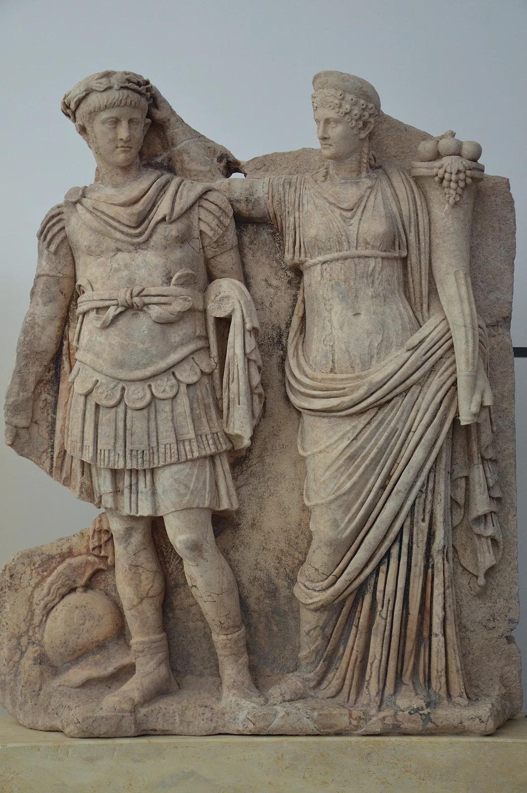 Accession before the Praetorian cohort