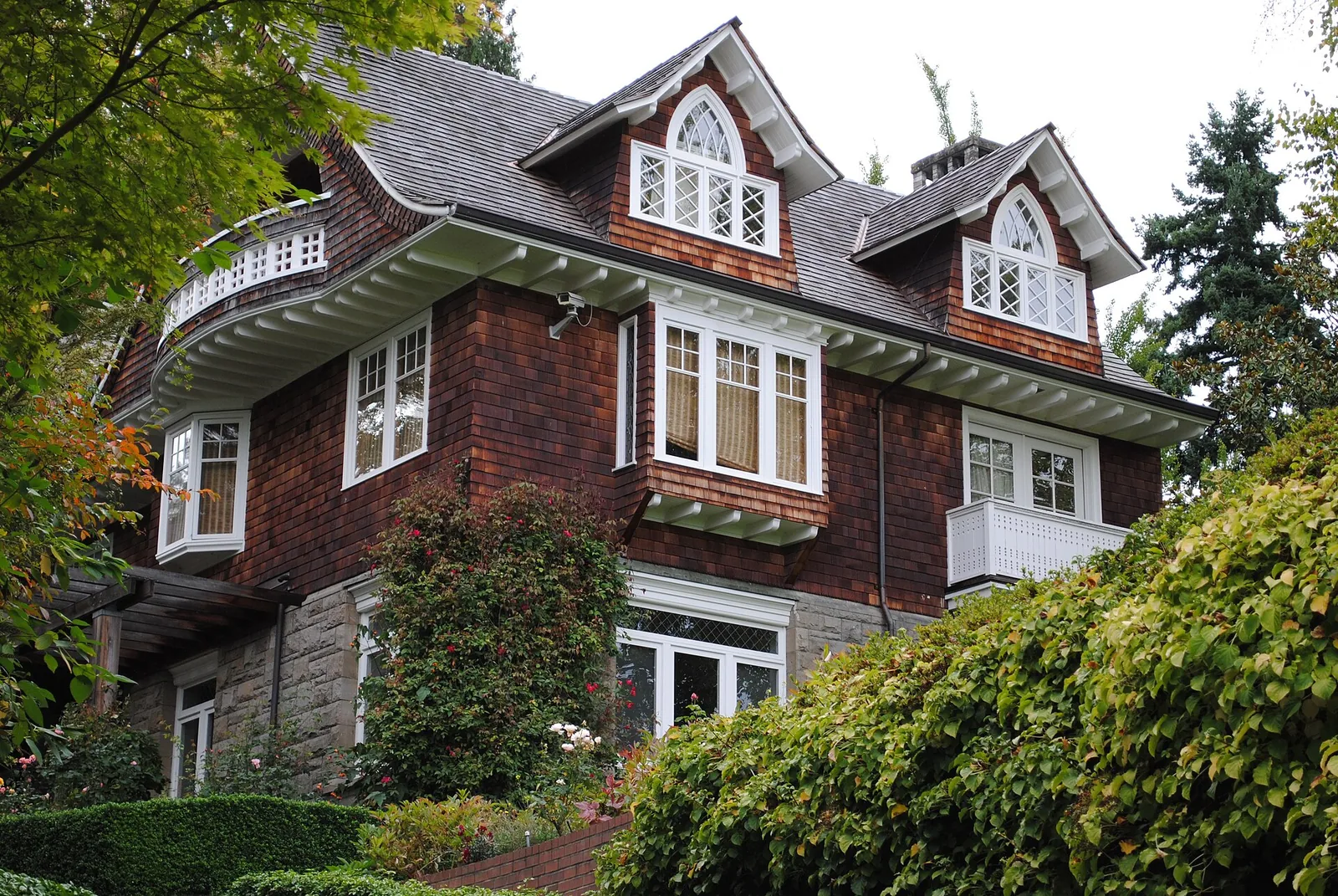Death at Lake Washington Boulevard home