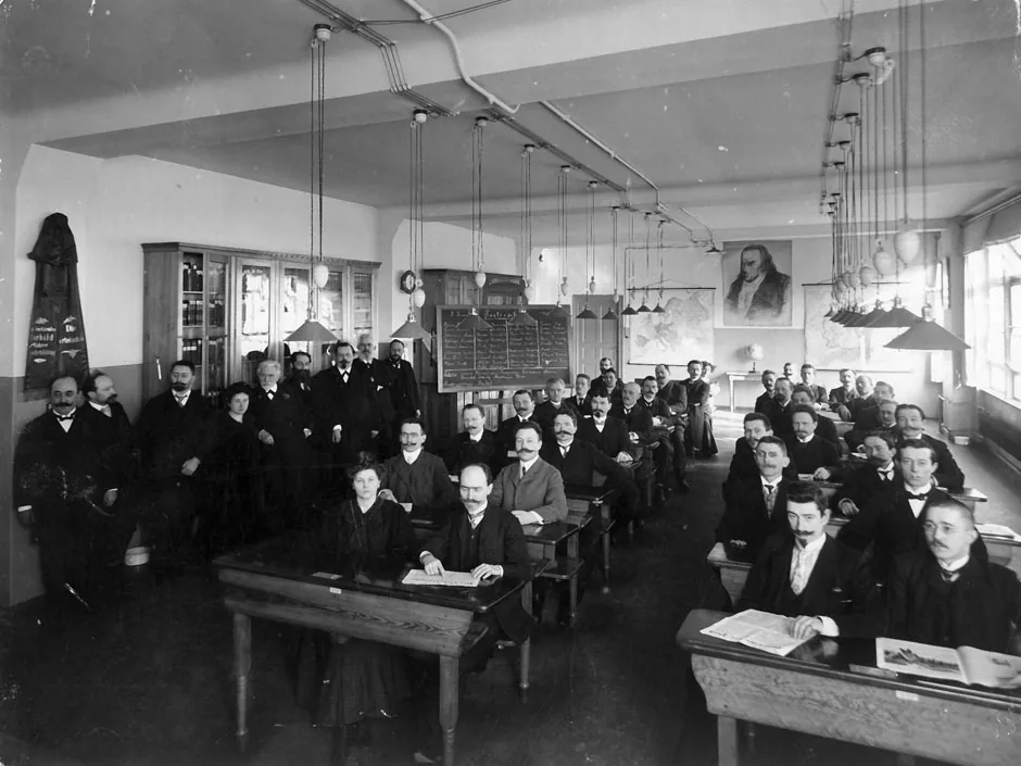 Teaching at the SPD Central Party School