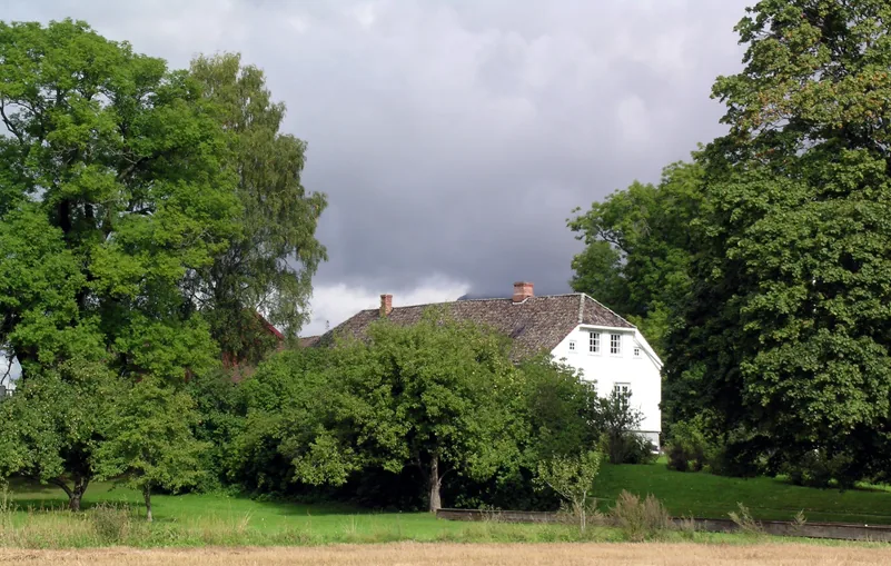 Family residence at Venstøp