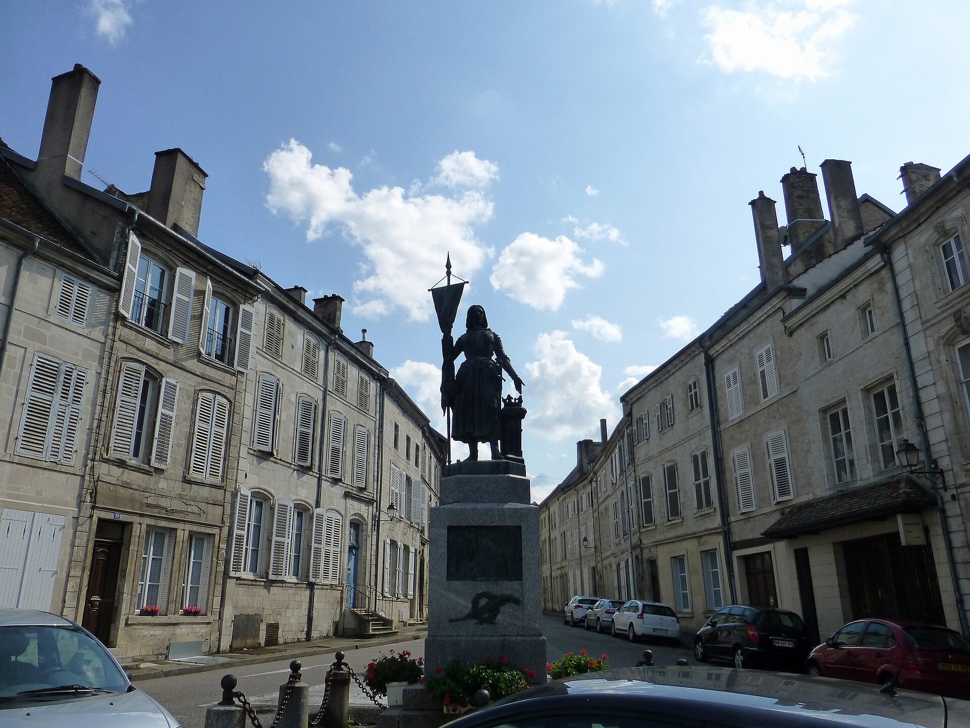 Takes refuge at Neufchâteau