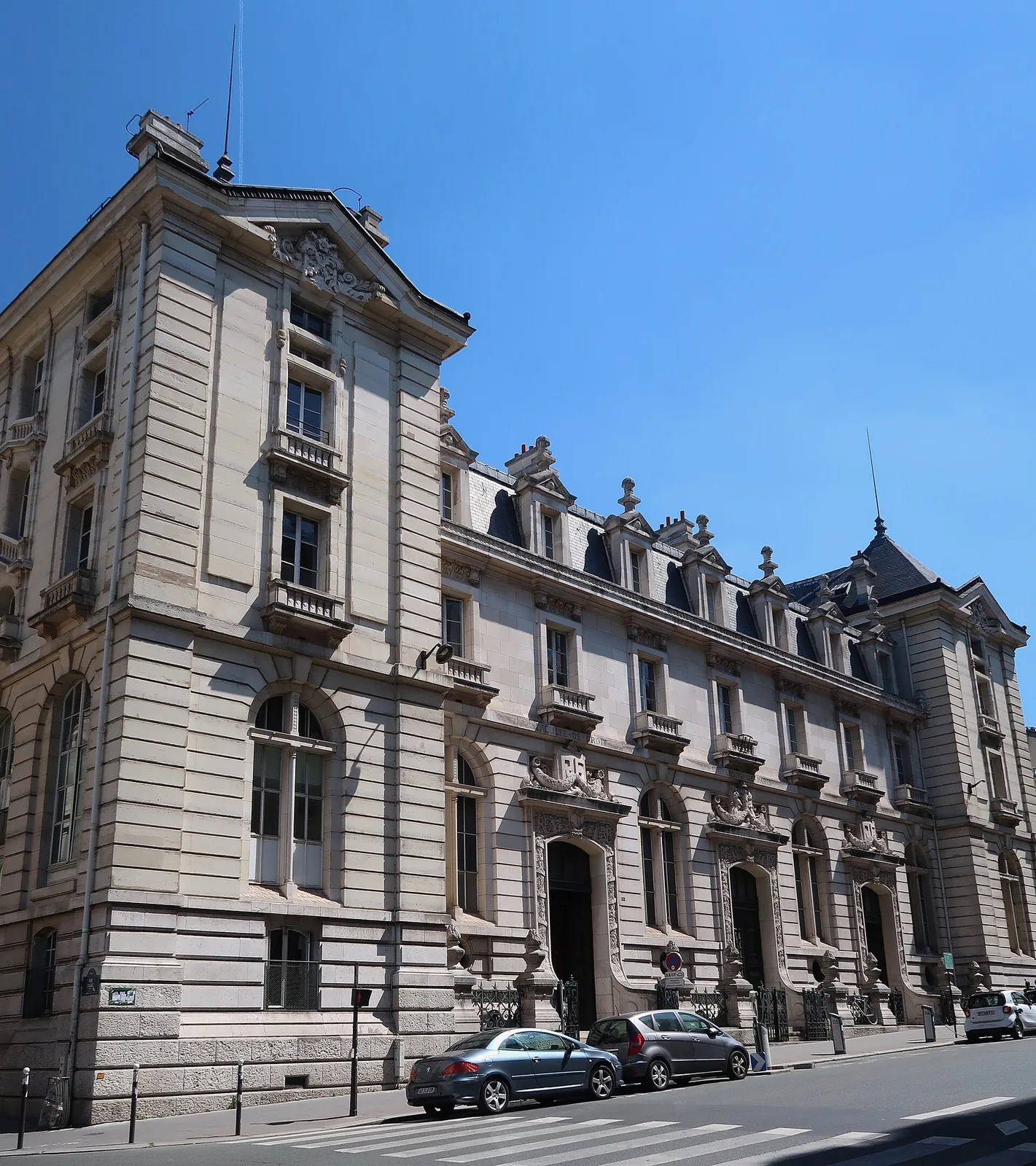 University studies in Paris