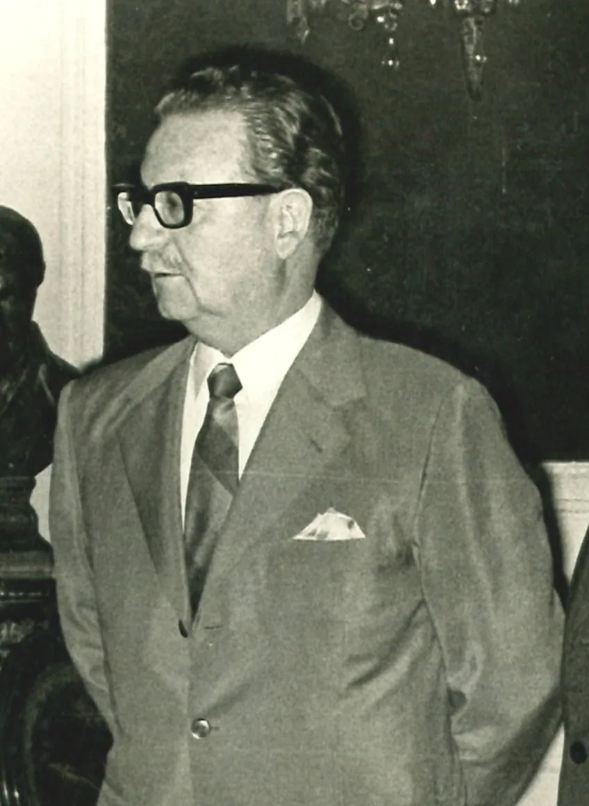 Final address and death at La Moneda