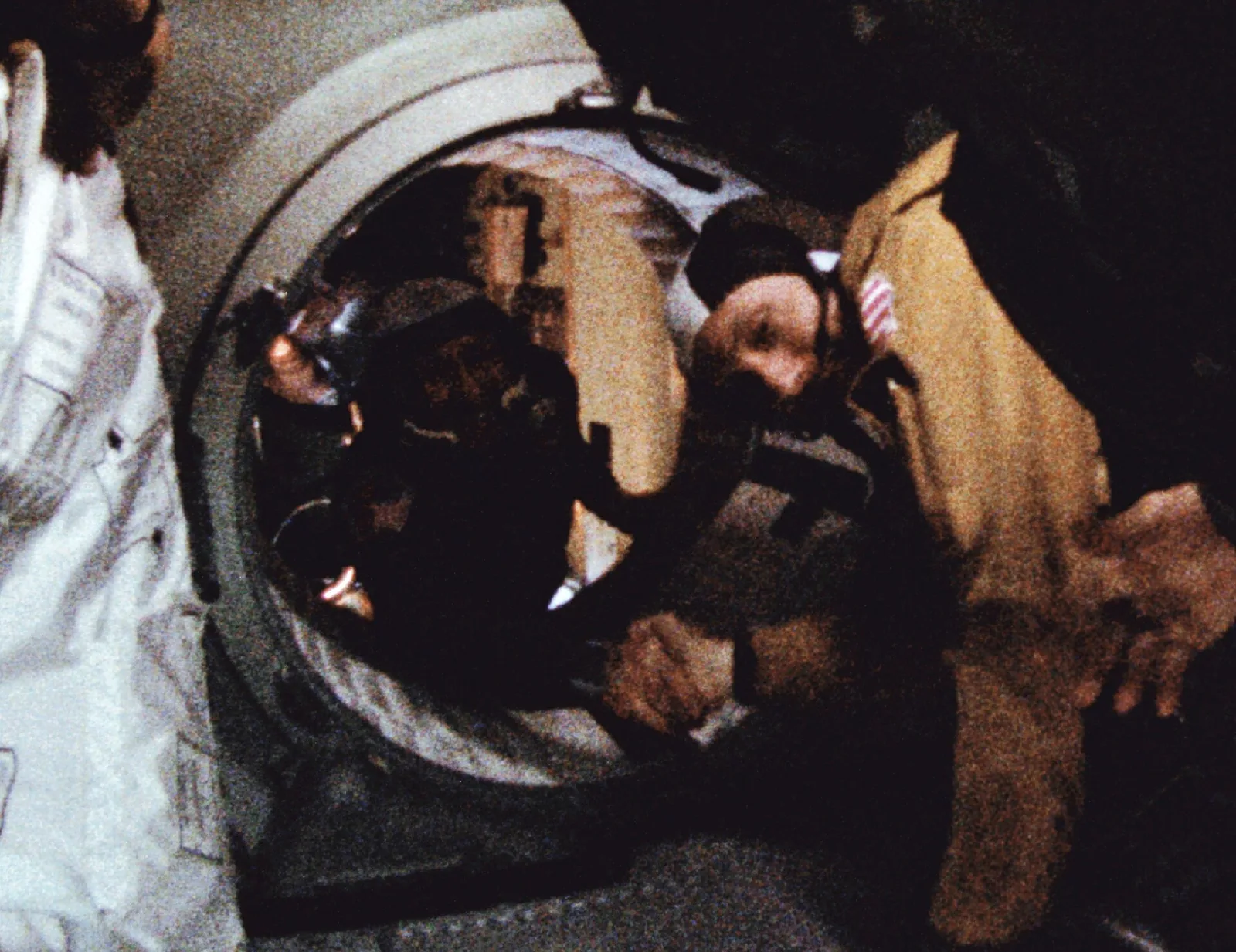 Apollo–Soyuz handshake over Metz