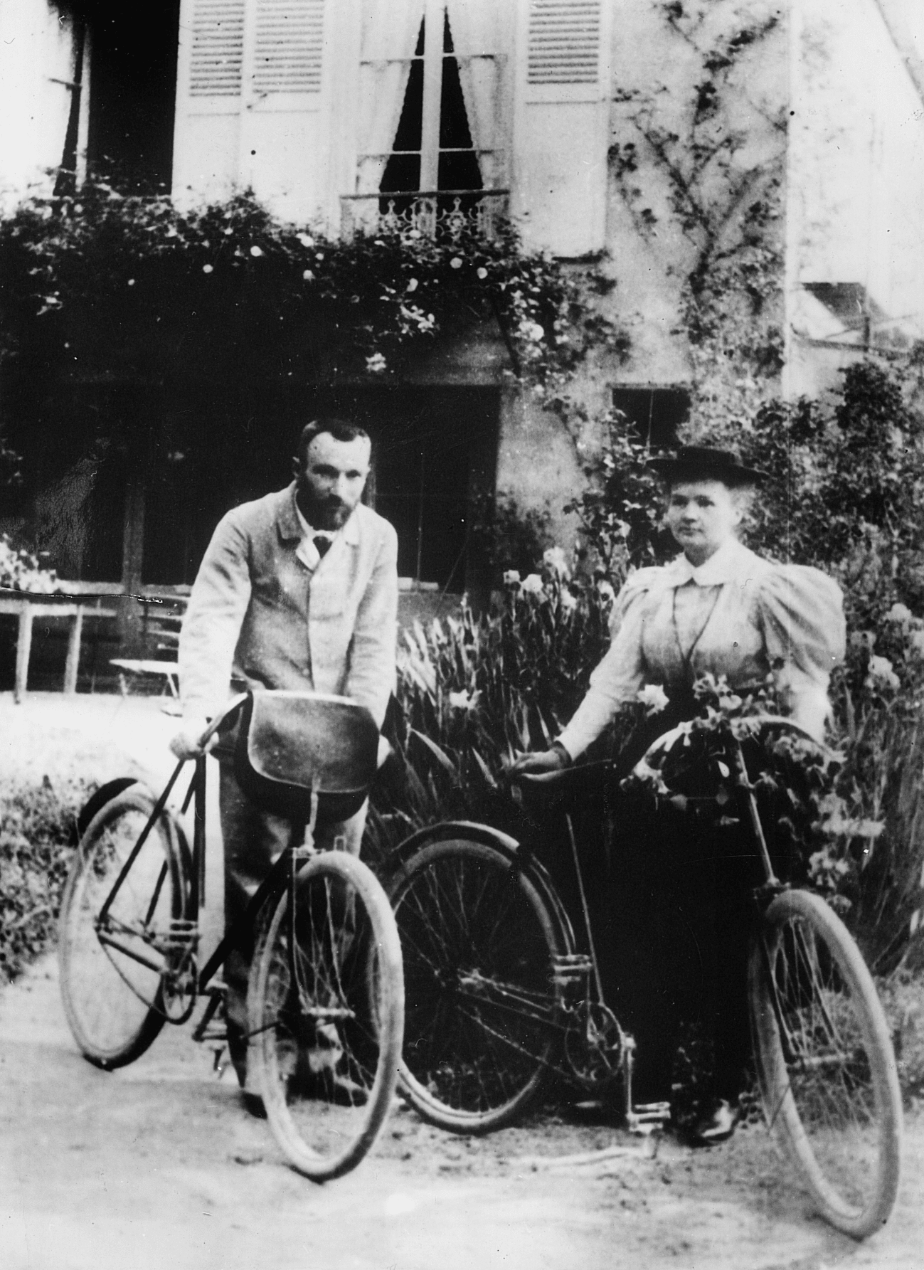 Cycles through France on honeymoon