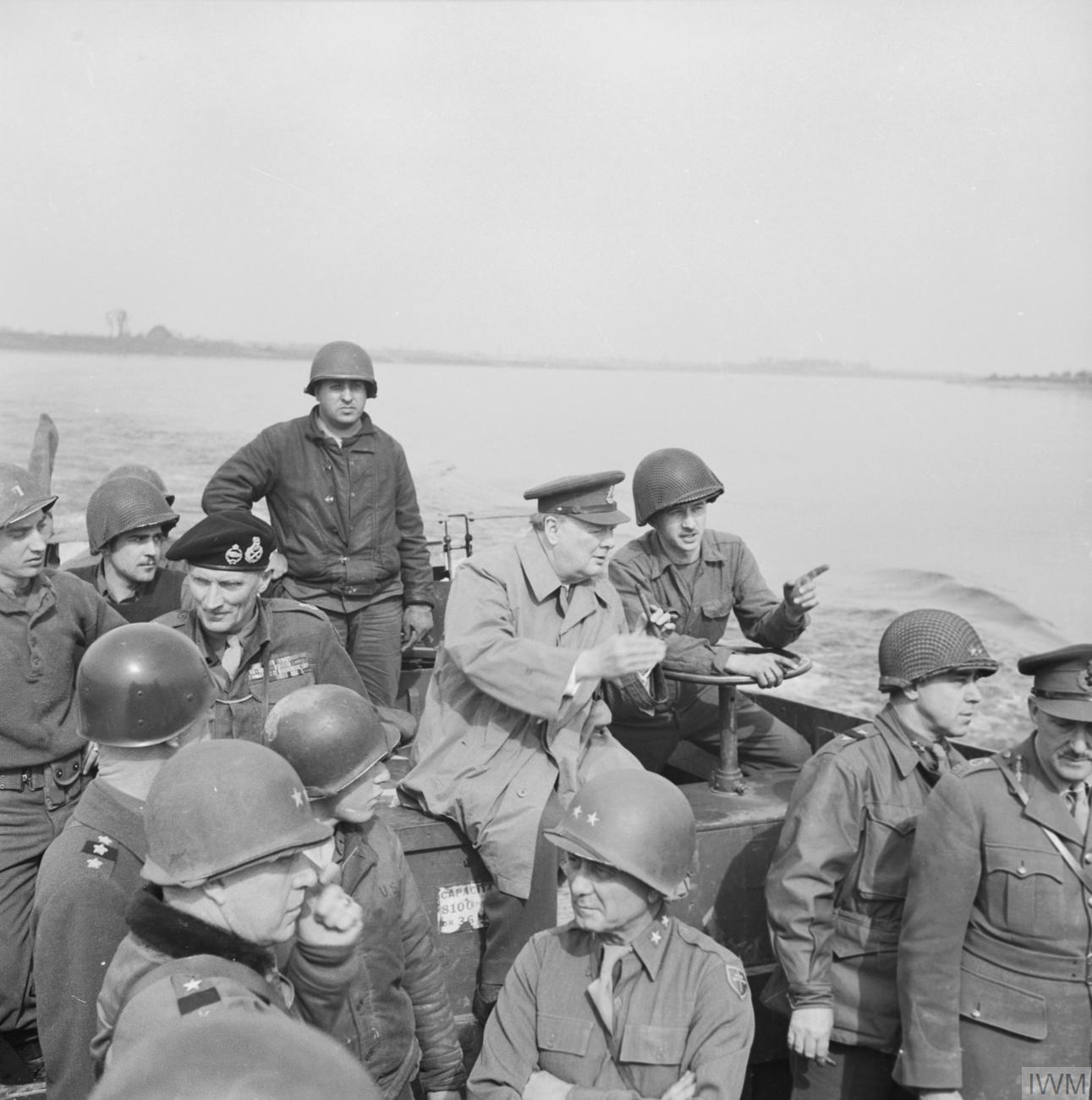 Visits front after Rhine crossing