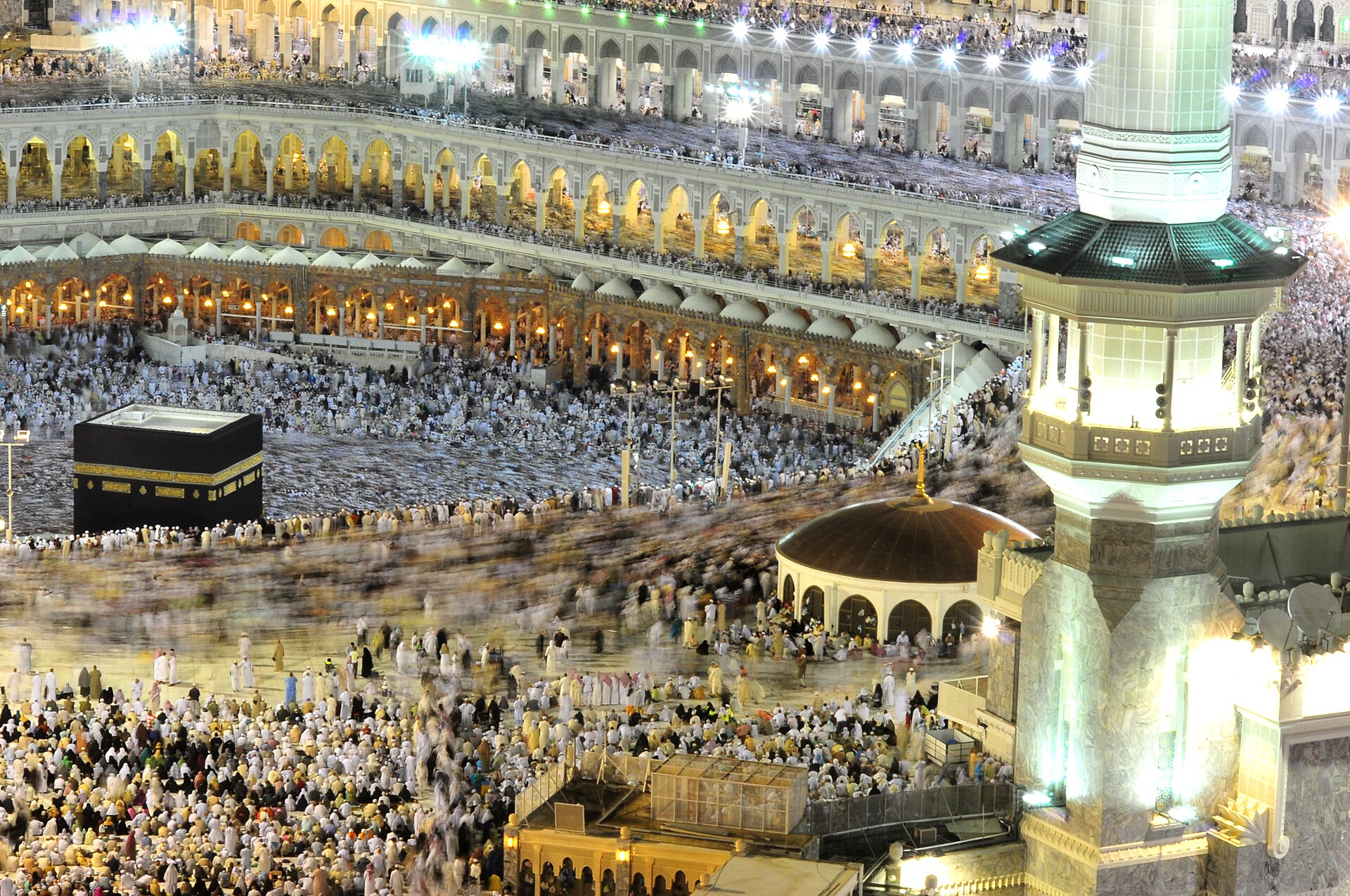 Completes the deferred Umrah
