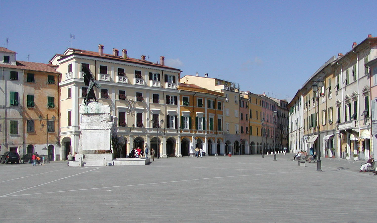 Received Malaspina authority in Sarzana