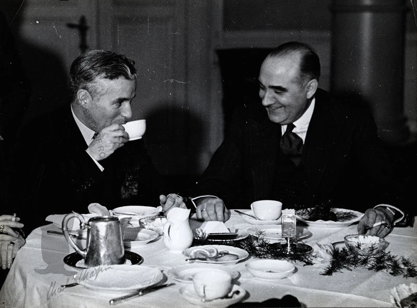 Takes tea at Alexanderplatz police headquarters