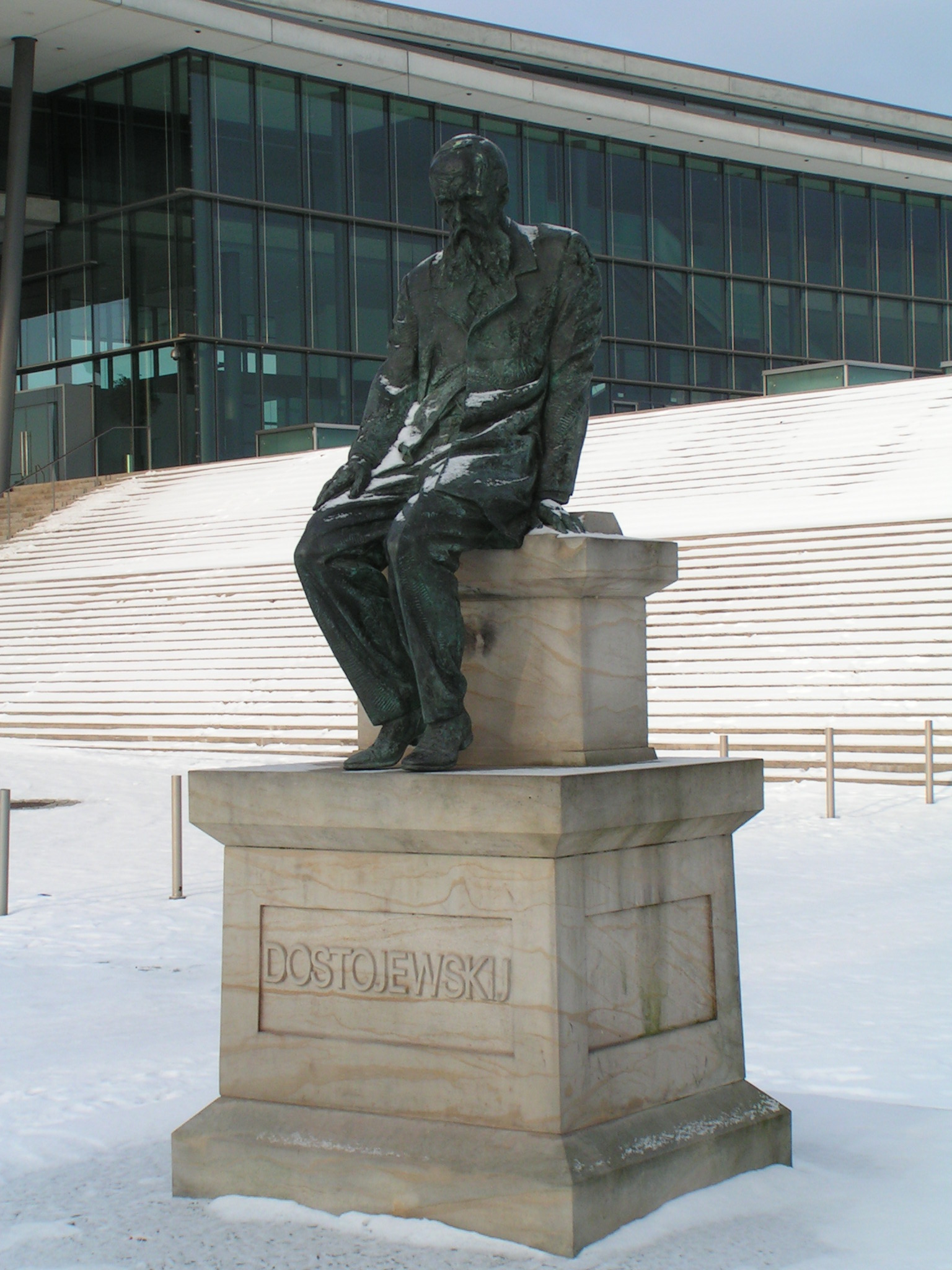 Lived in Dresden when Lyubov was born