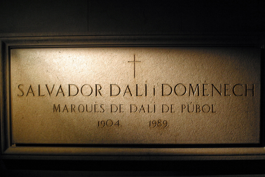 Dies in Figueres
