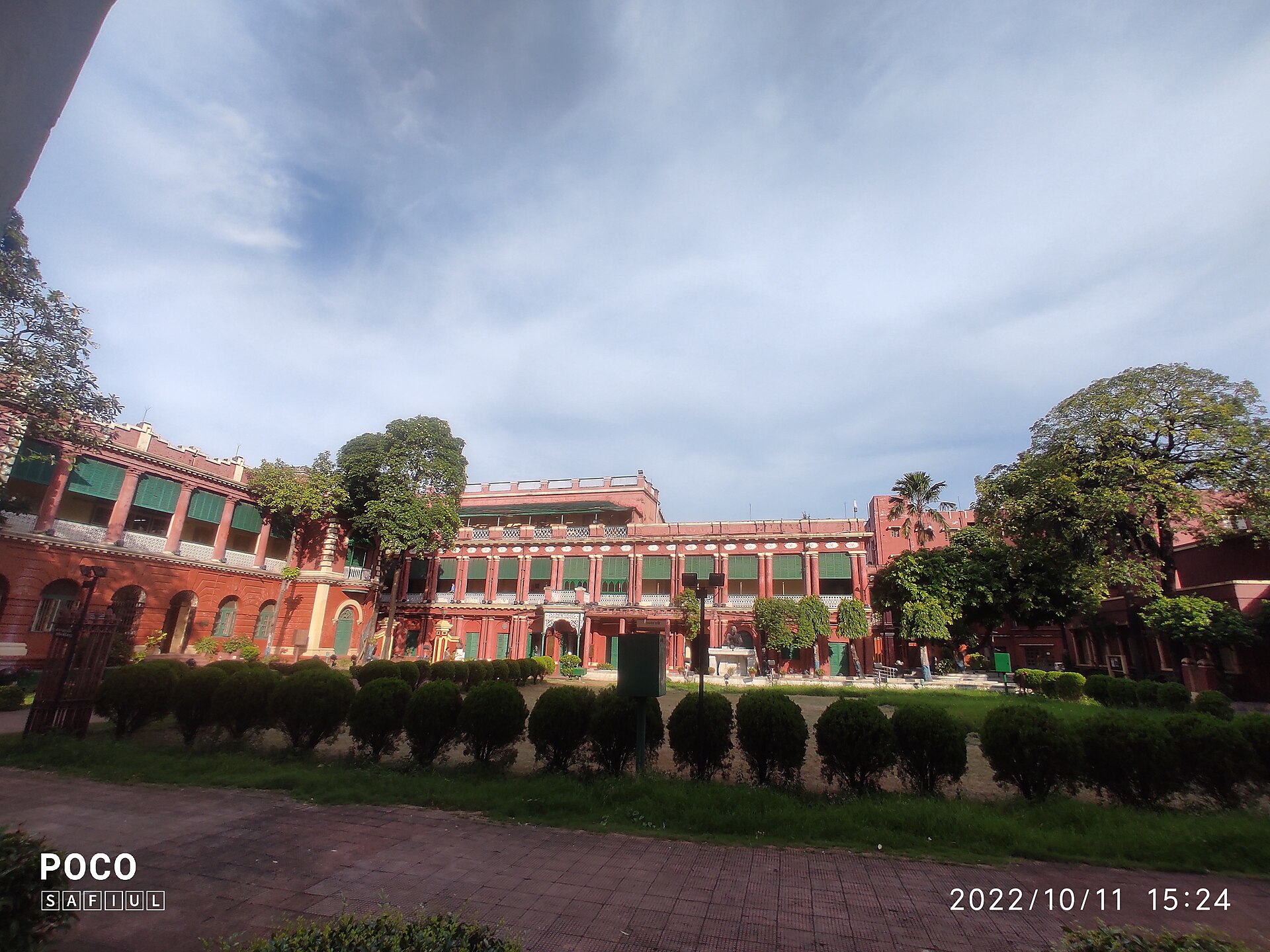 Born at Jorasanko mansion